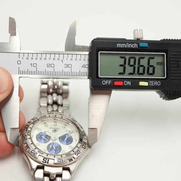 Fossil Blue Panda 40mm Watch 24 Hour Calendar Steel Bracelet BQ8775 New Battery - Picture 2 of 12